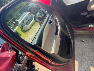 2022 Ford Explorer XLT - Driver's Front Door Image